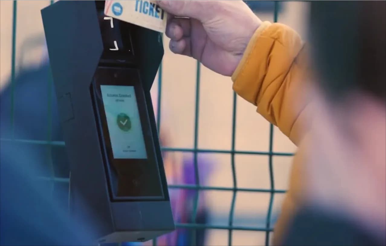 QR terminal in a ticket-entry context